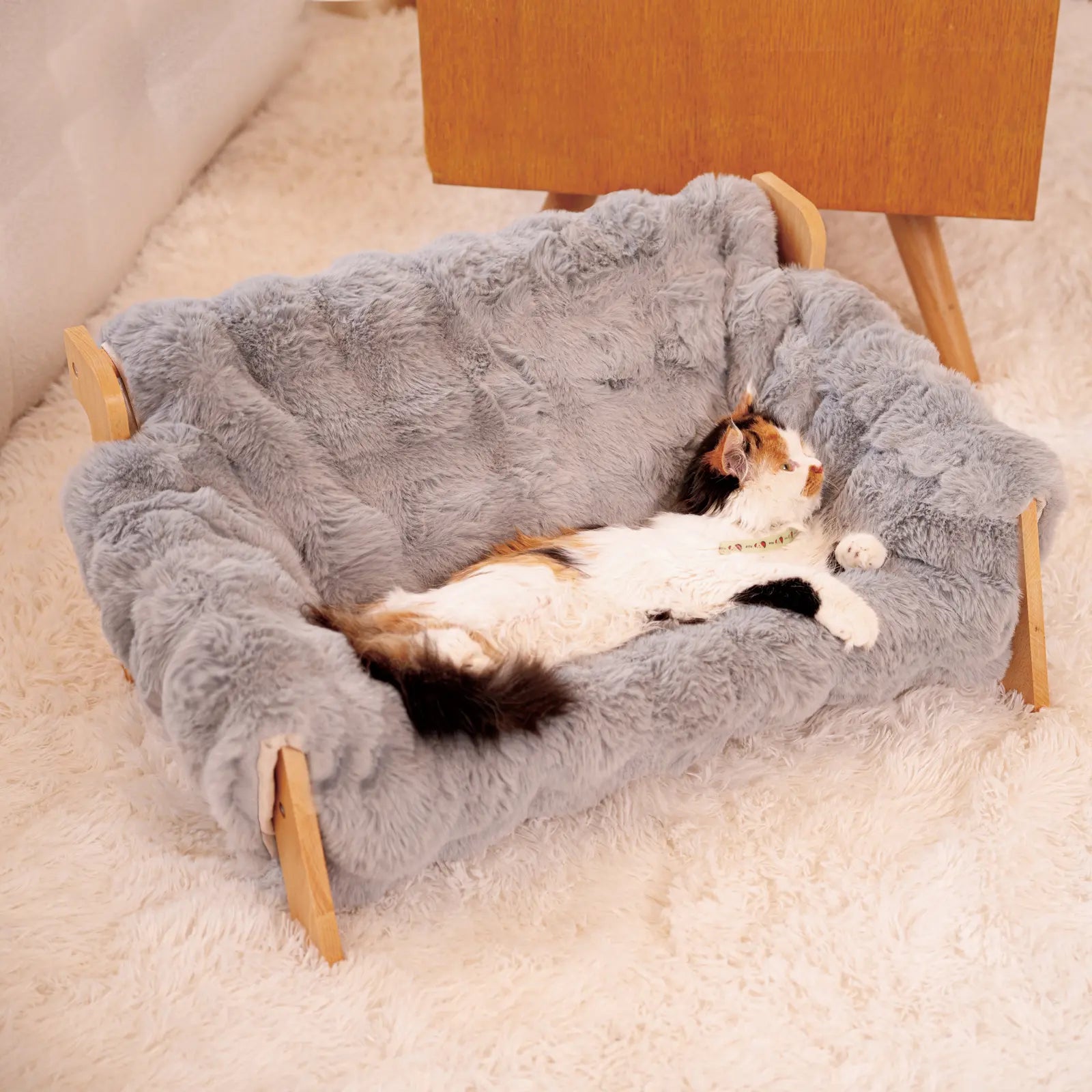 Elevated Pet Couch Bed, Solid Wood Sofa for Cat and Small Dog 